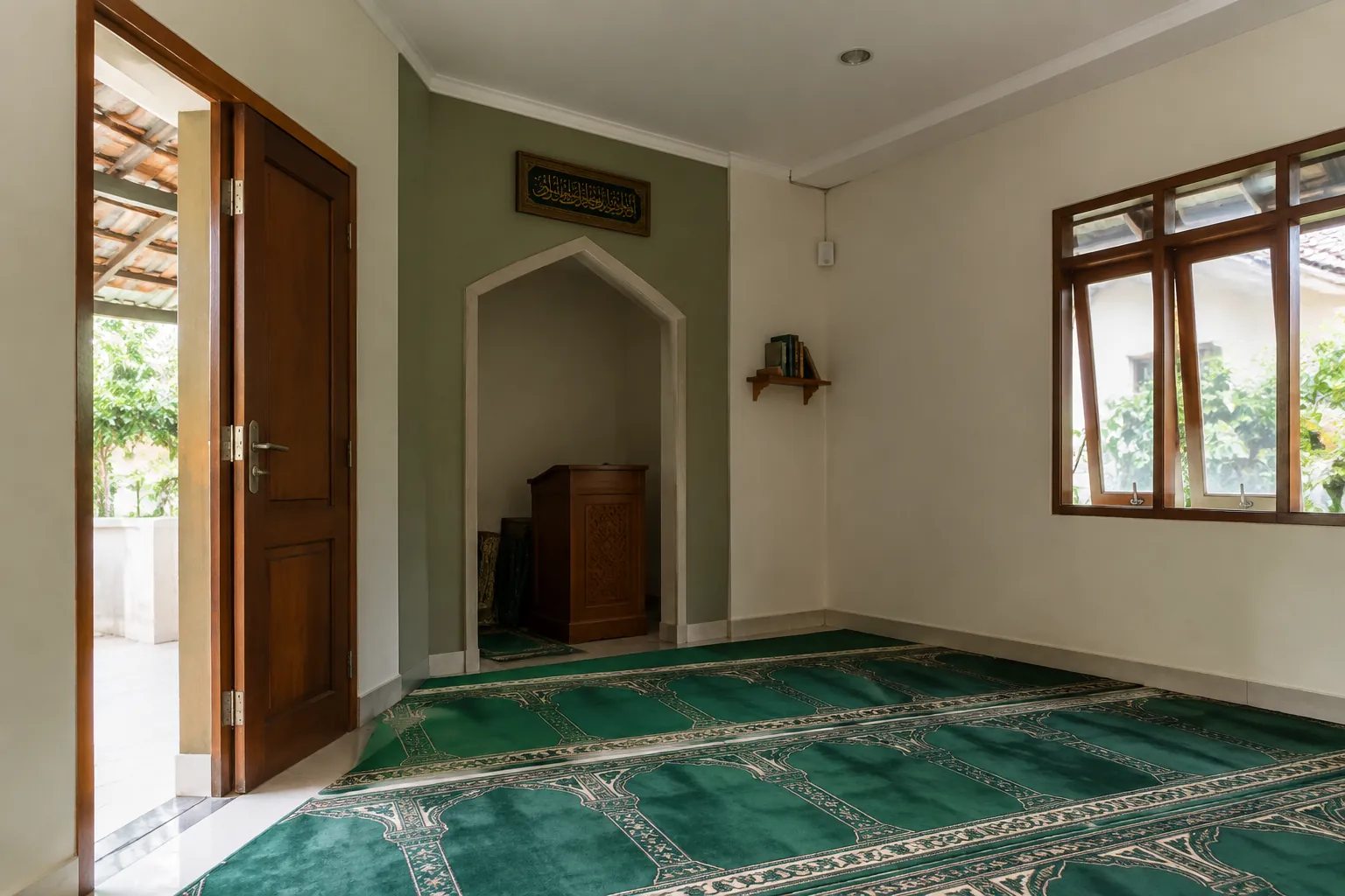 Pintu dan jendela.