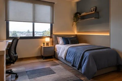 Kamar remaja umum.