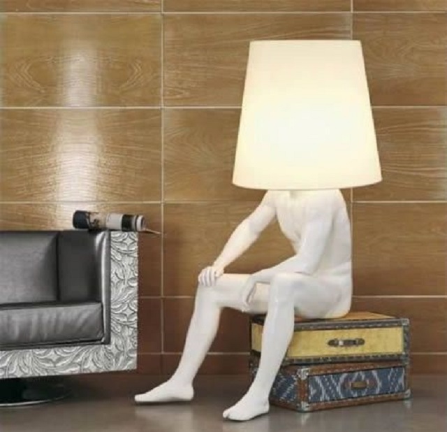 lampu berbentuk manusia