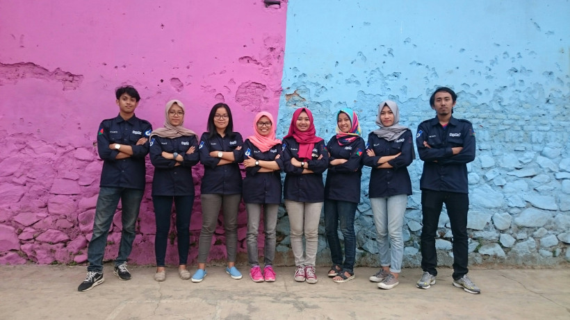 desain rumah warna warni