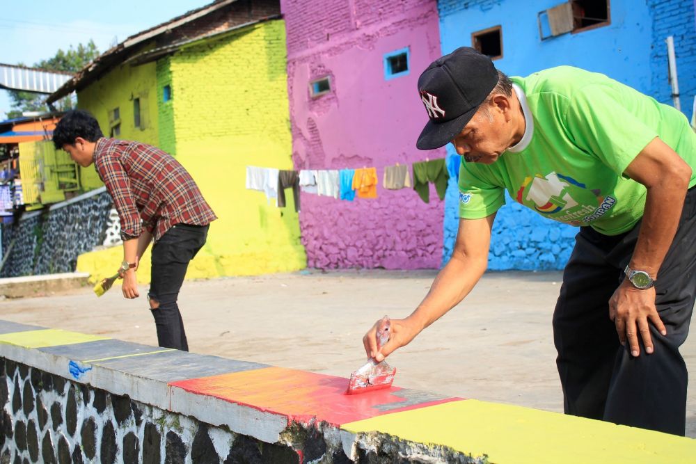 desain rumah warna warni