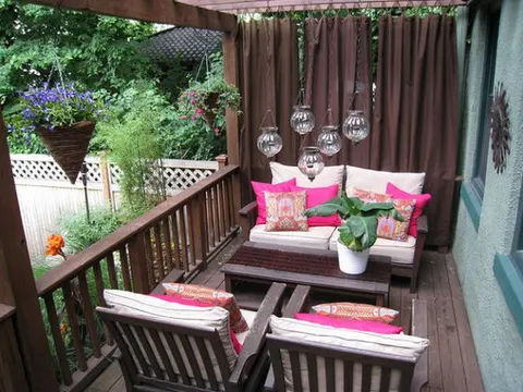 desain balkon rumah