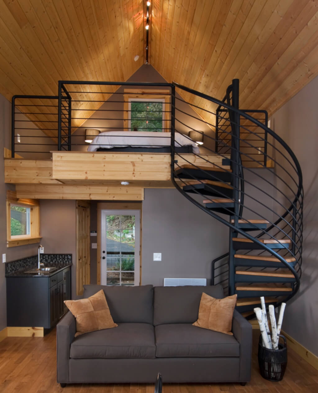 kamar tidur mezanin
