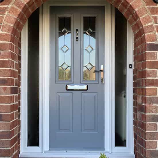 model pintu rumah pvc