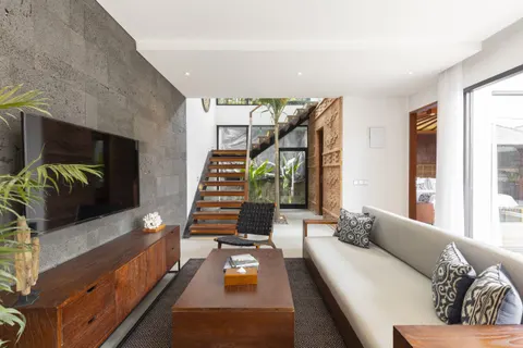 Rumah Tropis Modern, Tempat Bersantai yang Unik