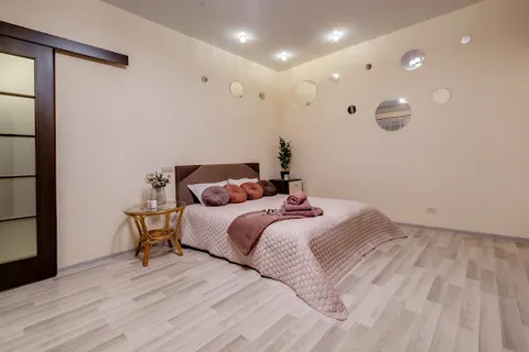 Lantai Kamar Tidur