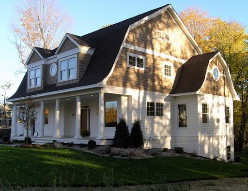 Desain-Rumah-Atap-Miring-Ke-Depan-Dengan-Atap-Gambrel