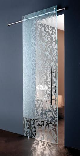 Pintu-kaca-tekstur-motif-pada-kamar-tidur-European-Cabinets
