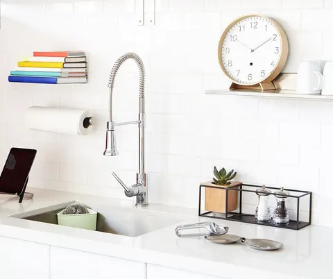 15 Inspirasi Desain Pilihan Rak Dapur Minimalis Rumah Impian