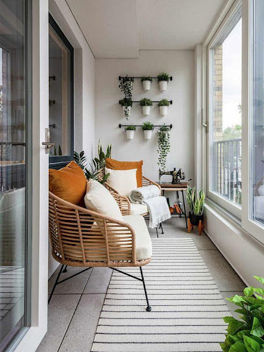 Desain Balkon Kamar