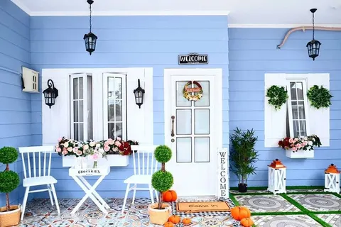 5 Ide Perpaduan Warna Cat Teras Rumah Mewah yang Elegan