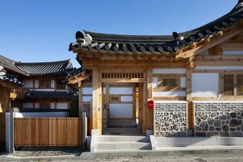 Simak Inspirasi 6 Model Desain Pagar Rumah Ala Korea, Cantik dan Menawan!