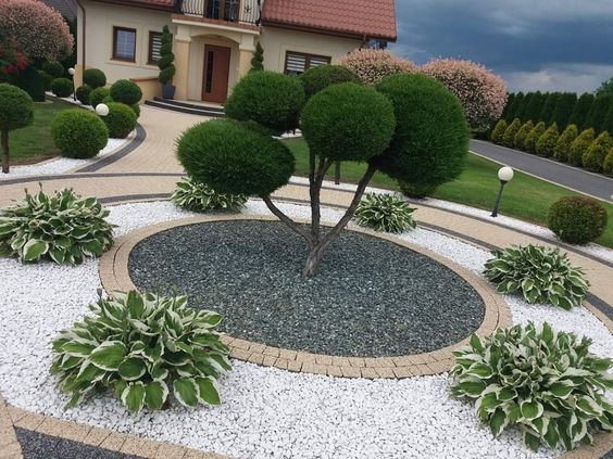 5 Ide Desain Taman Batu Kerikil Ini Bisa Menambah Kesan Natural