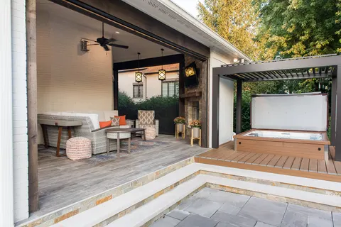 8 Hal Ini Harus Diperhatikan Sebelum Merenovasi Teras Rumah Lama