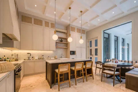 Dapur dan Ruang Makan Sederhana: Tips Menyatukan Dua Fungsi dalam Satu Ruang yang Nyaman