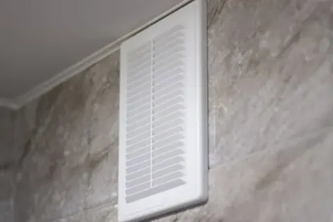 Service Exhaust Fan Kamar Mandi Tidak Kuat dan Opsi Perbaikannya